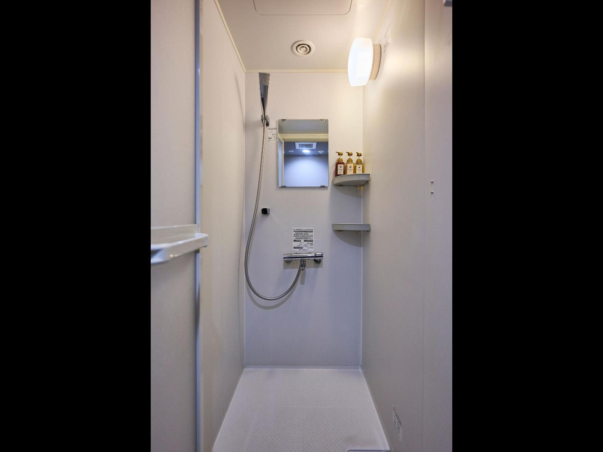 Hotel Plus Hostel Tokyo Akihabara Exterior photo